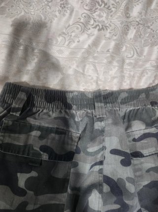 Pantaloni cargo camouflage uomo
