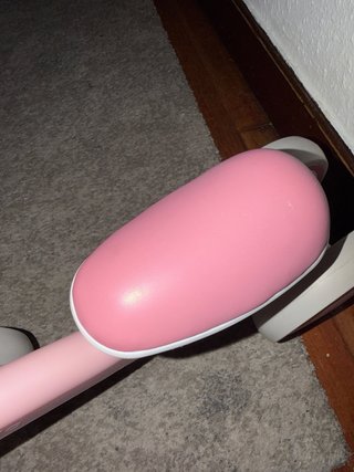 Bicicleta de equilibrio rosa Lionelo