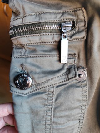 Pantalón Pirata Mujer ( LOIS ) Verde Caqui