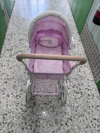 Cochecito de muñecas rosa Decuevas