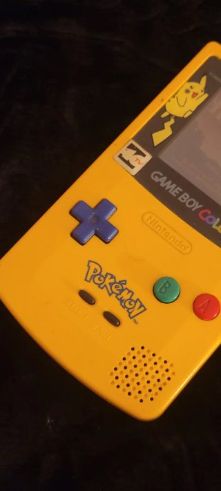 Nintendo Game Boy Color Amarilla Pikachu