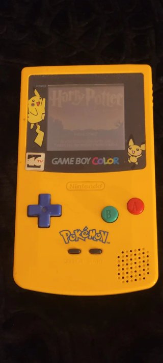Nintendo Game Boy Color Amarilla Pikachu