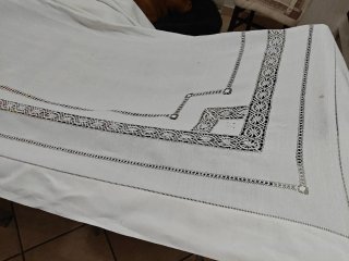 Antico Lino Olanda Ricamato a Mano