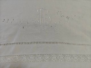 Antico Lino Olanda Ricamato a Mano