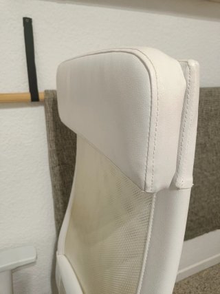Silla de oficina blanca