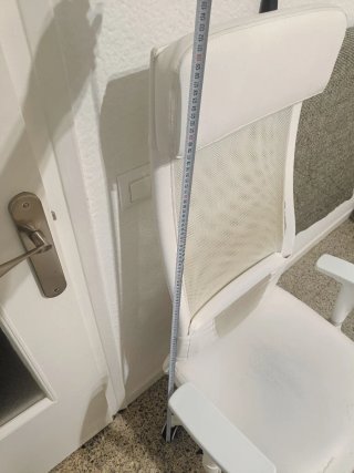 Silla de oficina blanca