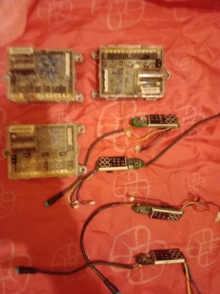 Placas y cables para patinete eléctrico