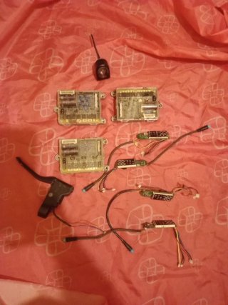 Placas y cables para patinete eléctrico