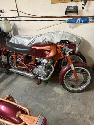 Ducati Clásica Naranja/Roja