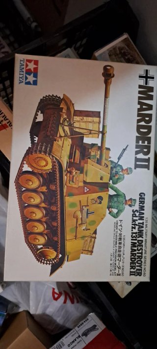 Modelli di carri armati Tamiya e Italeri