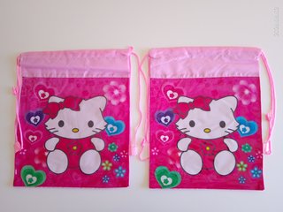 3 Zaini Hello Kitty
