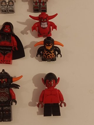 LEGO NEXO KNIGHTS Jestro's Volcano Lair 70323