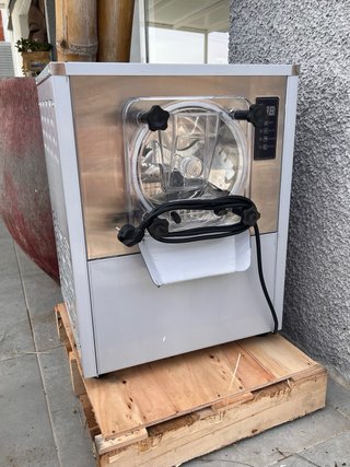 Máquina Helados Profesional Nueva en caja
