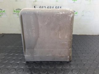Tapa bateria mercedes mb 100 d caja cerrada 113709