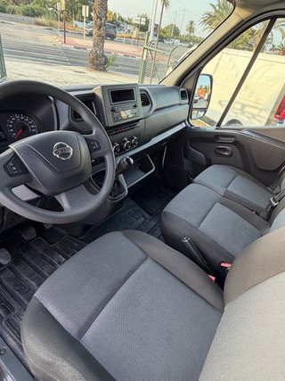 Nissan Interstar 2023