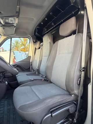 Nissan Interstar 2023