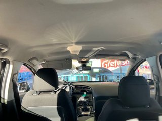 Peugeot 3008 Premium 1.6 VTi 120