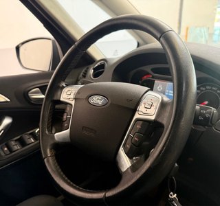 Ford S-MAX 2008 (TITANIUM)