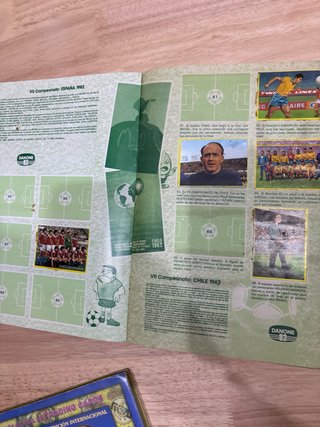 Álbum Fútbol en Acción Danone 82