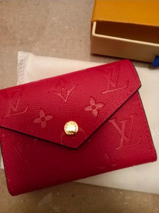 Tarjetero Louis Vuitton Piel Roja