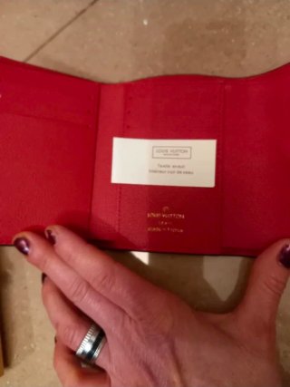 Tarjetero Louis Vuitton Piel Roja