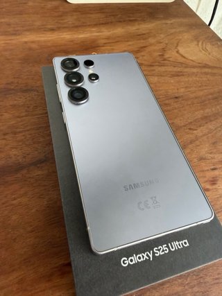 Samsung Galaxy S25 Ultra 512GB (reloj de regalo)
