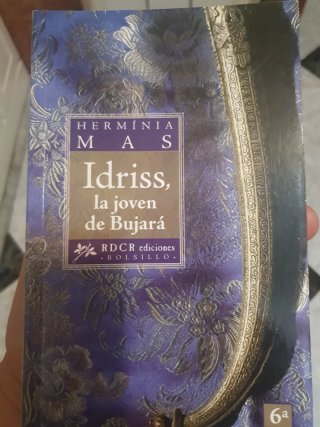 Idriss, la joven de Bujará