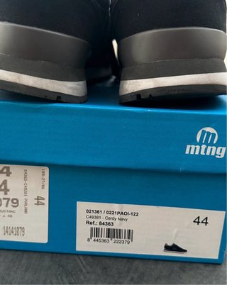 Zapatillas Mustang Azul Marino y Gris