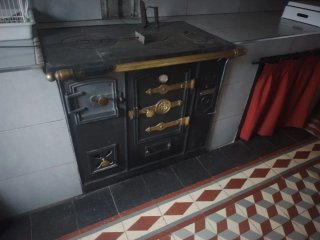 Cocina de leña Hergon Nº 7 obra.hierro fundido.