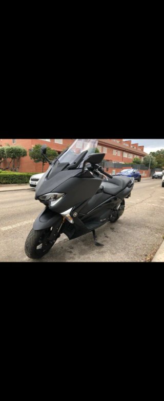 Yamaha TMAX 530 DX Negra/Gris