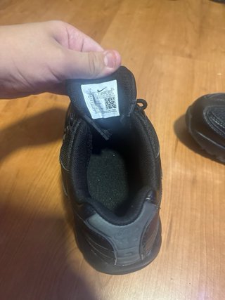 Zapatillas Negras Usadas 1 Vez