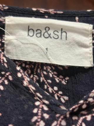 Blusa estampada negra y beige