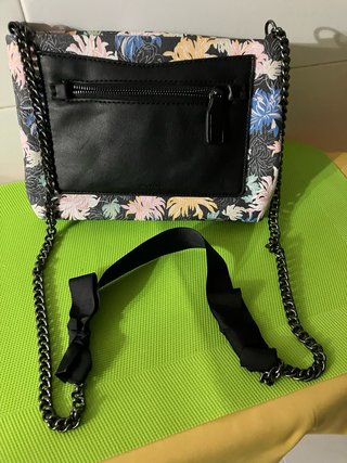 BONITO BOLSO COLGAR.6€