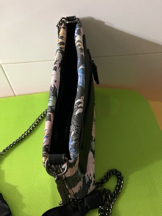 BONITO BOLSO COLGAR.6€