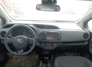 Refuerzo paragolpes del toyota 105076 yaris (xp13)