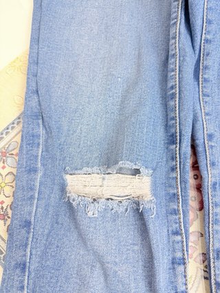 Pantalón vaquero Lefties Roto Talla 44