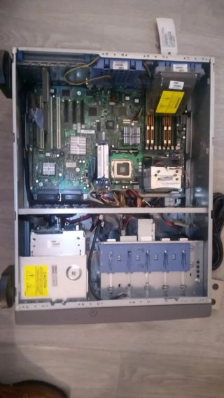 Servidor HP ProLiant ML350 G5 Xeon 2.33GHz 4GB