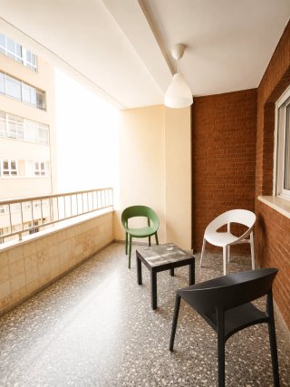 Piso para 3 estudiantes