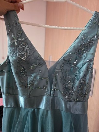 Vestido de fiesta azul verdoso