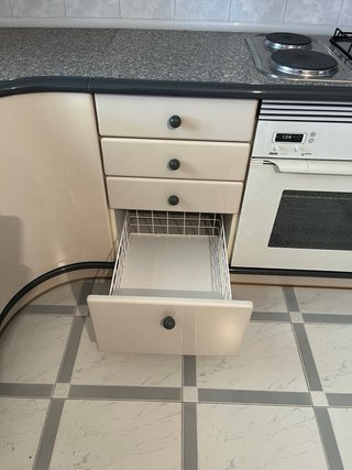 Cocina NUNCA USADA (de los 90 VINTAGE) completa.