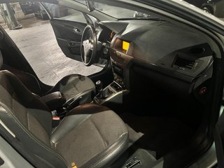 Opel Astra 2004