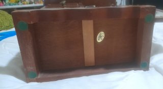 Joyero madera antiguo con música