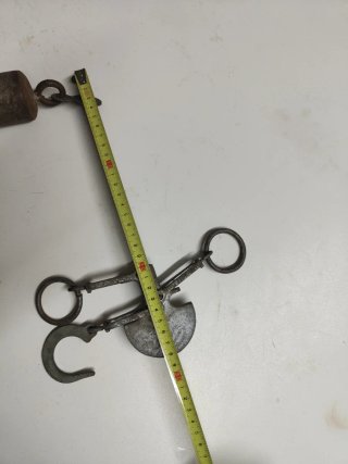 4 básculas romanas antiguas