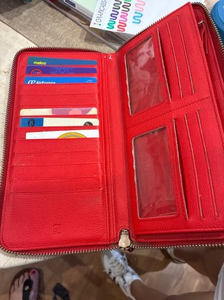 Cartera Carolina Herrera CH Logo Poco Uso