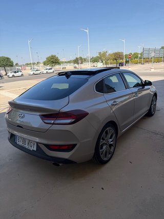 Hyundai i30 Fastback FULL ACEPTO CAMBIOS