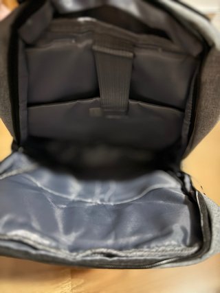 Mochila multifuncional con puerto USB