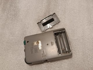 Radio Portátil Sony FM/AM SRF-S26