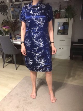 Vestido Qipao Chino Azul Flores Blancas , plareada