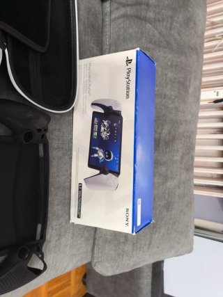 PlayStation Portal Sony Blanca y Negra
