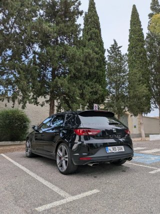 SEAT Leon Cupra 290